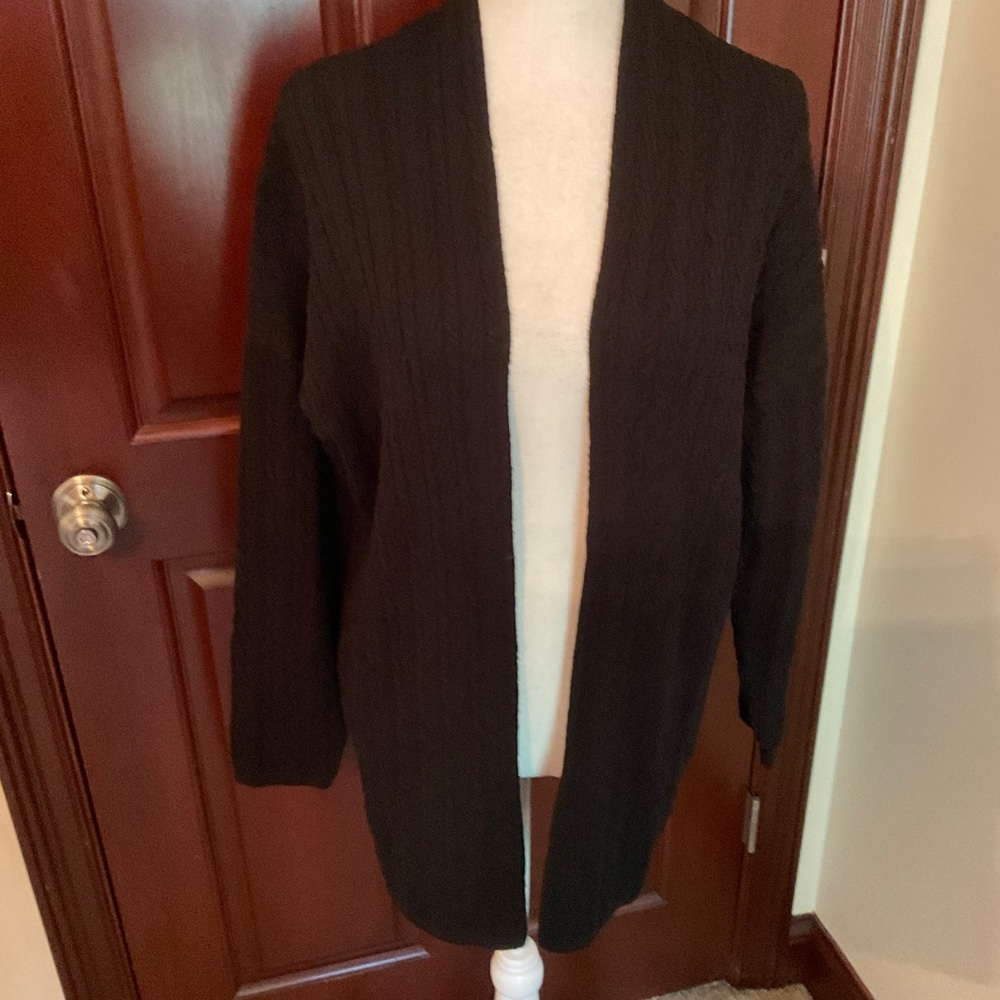 Black Sweater. Sz. Medium